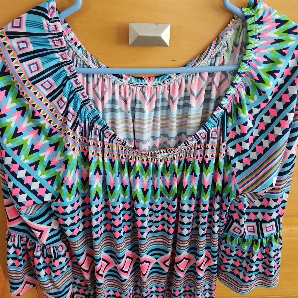 Womens top - Picture 2 of 3